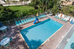  South Beach Condo Hotel  Сент Пит Бич